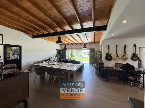 Casa 4 ambientes con 3 baños