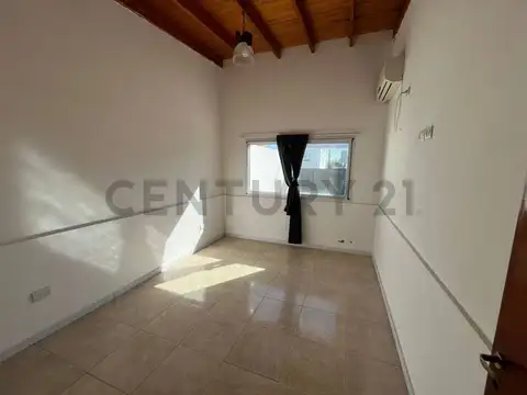 Casa de 3 Dormitorios en Venta en Parque Sicardi