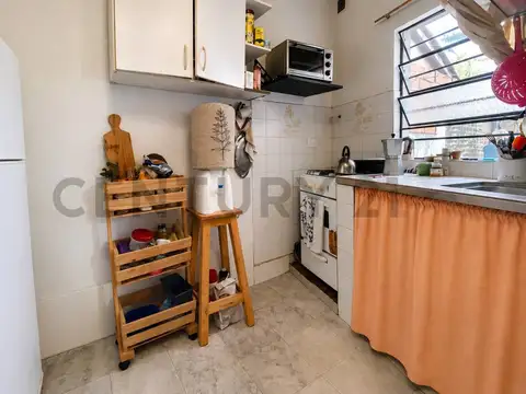 Casa 6 ambientes con 4 baños