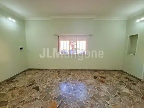 Depto Tipo Casa en Alquiler de 3 ambientes