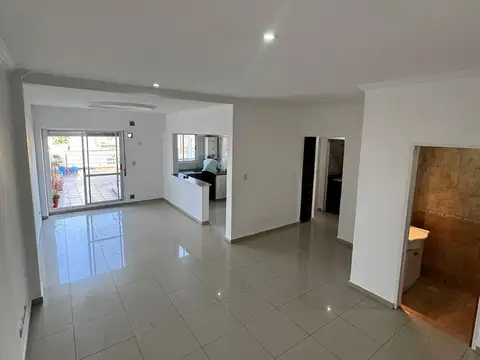 Avenida Bartolomé Mitre  al 5600