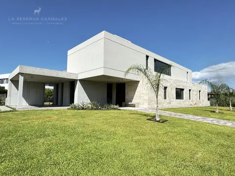 Casa de 6 Ambientes en Venta en La Reserva Cardales - Sofitel