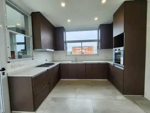 VENTA PROP A ESTRENAR 4 AMB B° ALTOS DE SAN JOSE.