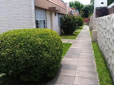 CASA VENTA ITUZAINGO NORTE