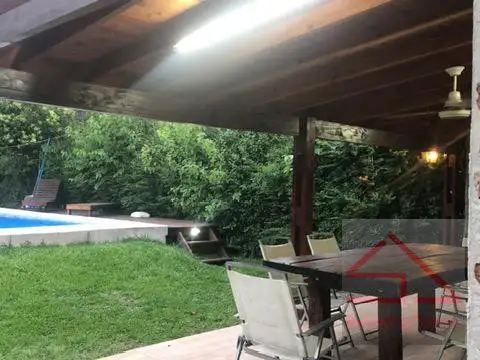 Casa en Alquiler Temporal con 1 cochera