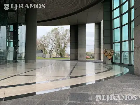 Alquiler de oficina de 457 m2 en Saavedra