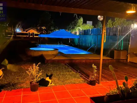 Casa en Venta con 1 cochera