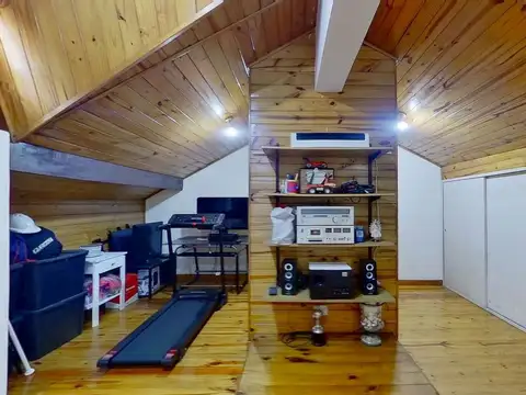 Depto Tipo Casa en Venta 42 años