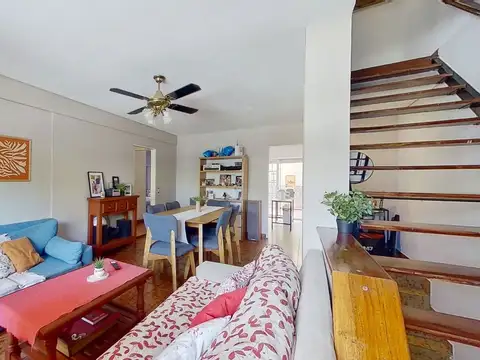 Depto Tipo Casa en Venta de 4 ambientes