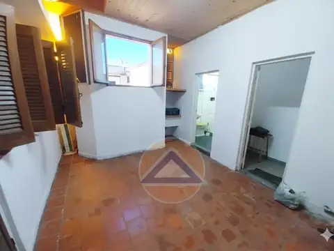 Jose De San Martin 500 , Piso 1