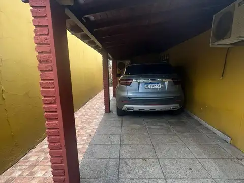 Casa en Venta en Moron, USD 120.000