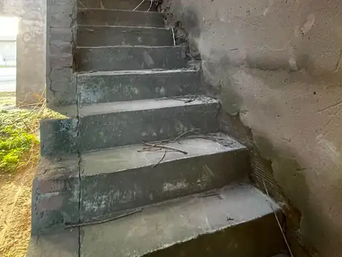 VENTA CASA A TERMINAR EN PUEBLO DE CANDIOTI