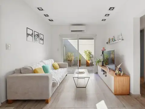 Venta PH 3 ambientes Villa del Paeque con patio y terraza