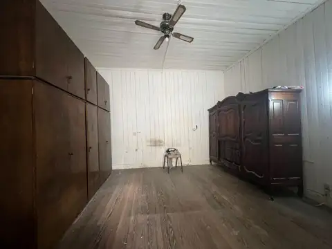 Casa 2 ambientes con 1 baño