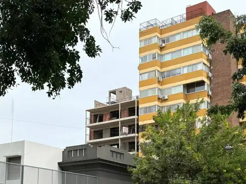 OPORTUNIDAD RETASADA: Departamento en el corazón de Barrio Sexta
