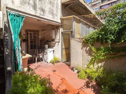 Depto Tipo Casa 5 ambientes con 1 baño