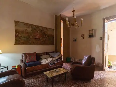 Ph en venta 5 ambientes en Almagro con patio s/exp