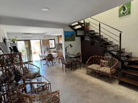 Casa 4 ambientes con 3 baños