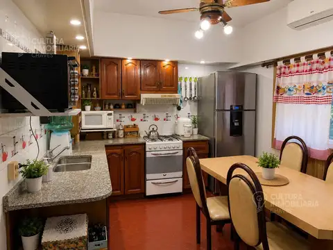 Casa 3 ambientes con 1 baño