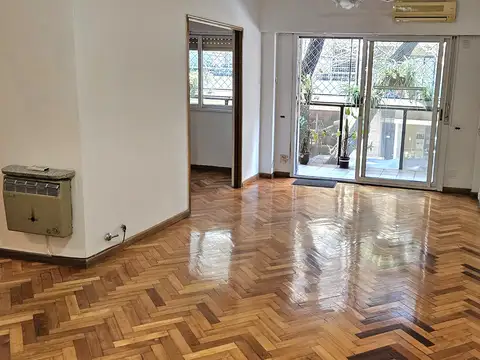 Conesa 2500, Piso 1