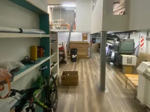 Galpon en Venta 25  mts Fondo