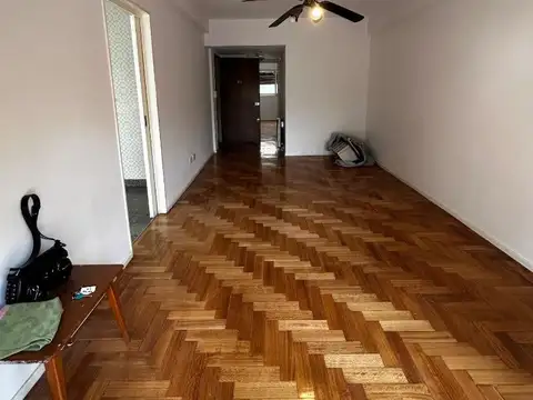 Departamento en Alquiler en Villa del Parque, $ 700.000