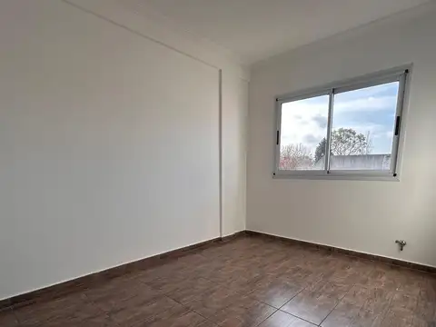 Depto Tipo Casa en Venta en Banfield, USD 95.000