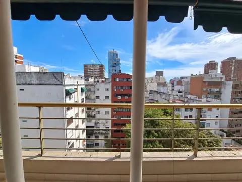 Alquiler luminoso semipiso 2 dorm en belgrano
