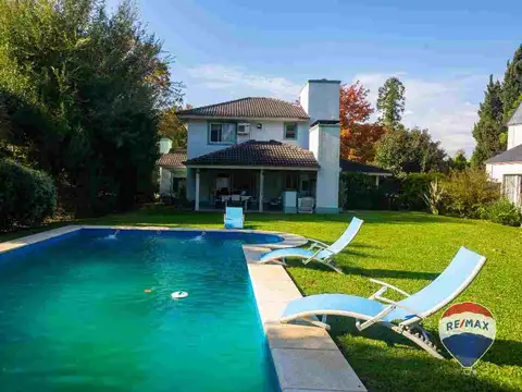 CASA 4 AMBIENTES VENTA EL OMBU APTO CREDITO