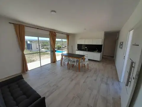 VENTA CASA ESTACIA VIEJA 2 DORM Y PILETA  A ESTRENAR 