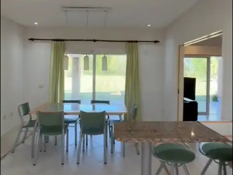 Casa en Venta de 5 dormitorios