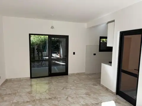 Departamento en Alquiler en Ebenezer, $ 850.000