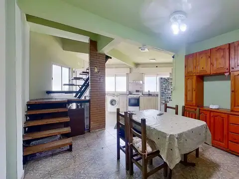 VENTA PH 4 AMB AL FRENTE - COCHERA - CRUCECITA