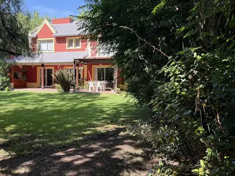 Casa en Venta con 1 cochera