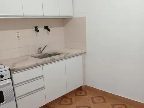 Depto Tipo Casa en Alquiler 35 años