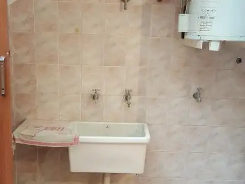 Depto Tipo Casa en Alquiler de 2 dormitorios