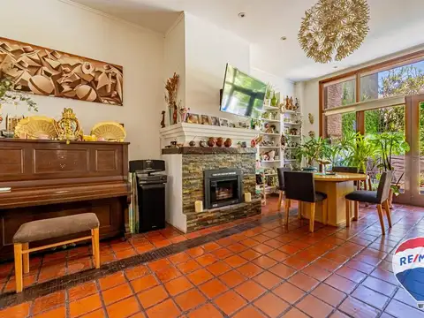 Venta casa 6 amb jardin pileta cochera