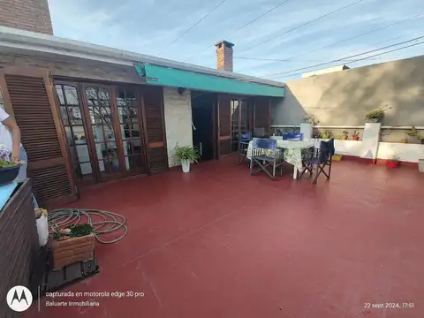 Casa 3 ambientes con 2 baños