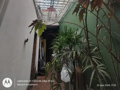 Casa 3 ambientes con 2 baños