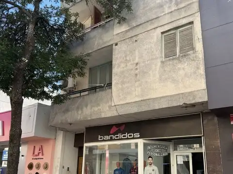 Peatonal Tucumán 100