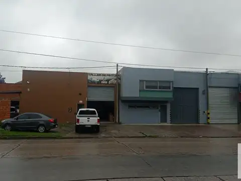 Depósito en venta - 200Mts2 - La Plata