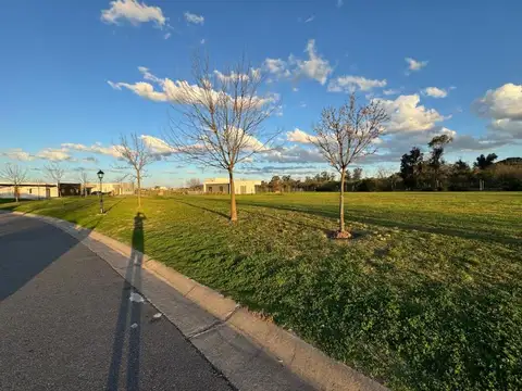 Terreno en Venta en San Sebastián, USD 42.000