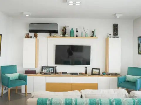 PRESIDENTE VICTORINO DE LA PLAZA 200