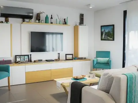 OPORTUNIDAD EXCLUSIVO 3 AMB 235M2 C TERRAZA PROPIA CASTELAR