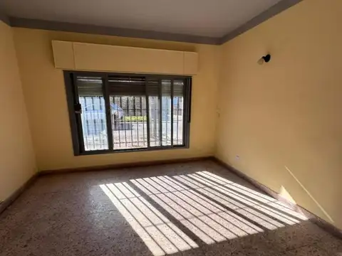 Casa en Venta en Hurlingham, USD 108.000