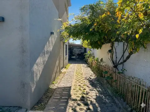 Casa en Venta en Alberdi, USD 121.000