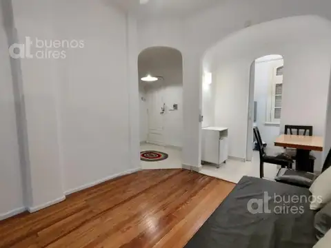 Av. Corrientes al 700