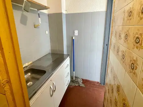 Bermúdez e/ Avenida Francisco Beiró y Navarro