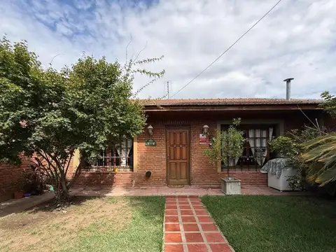 Jorge 2700