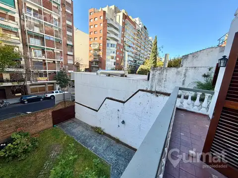 Casa 6 ambientes con 3 baños